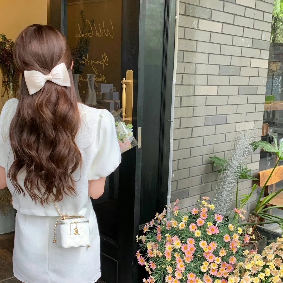 青年干探